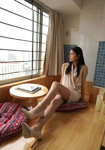 美女露%100的奶头无挡视频_BD高清完整版播放