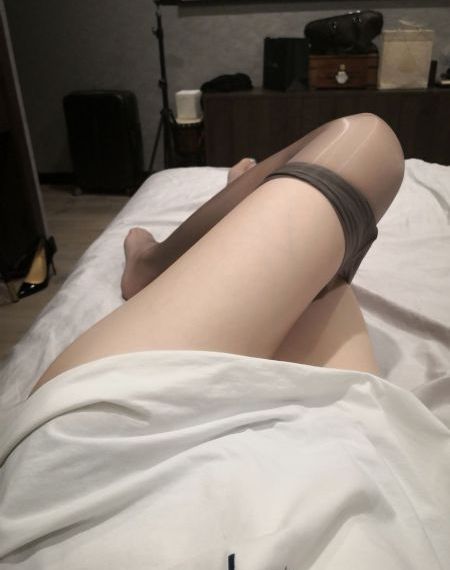 蜜桃av人人夜夜澡人人爽_720高清完整版播放