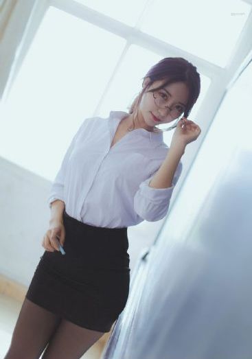 亚洲自偷自偷图片自拍_超清免费全集观看